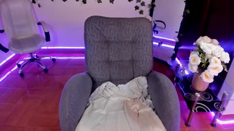 saray__jones online show from 01/13/25, 03:58