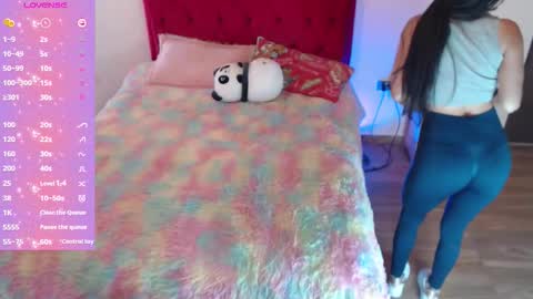 Snapshot of saray_honey1 chatting on 10/21/25, 08:20 saray online show from 10/21/25, 08:20