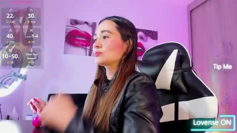 Snapshot of saray_mendoza chatting on 06/02/26, 01:18 Saray Mendoza online show from 06/02/26, 01:18