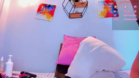 Snapshot of sarayhornyy69 chatting on 12/03/25, 07:12 Saray online show from 12/03/25, 07:12