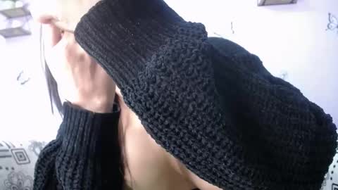 sara online show from 01/14/25, 10:44