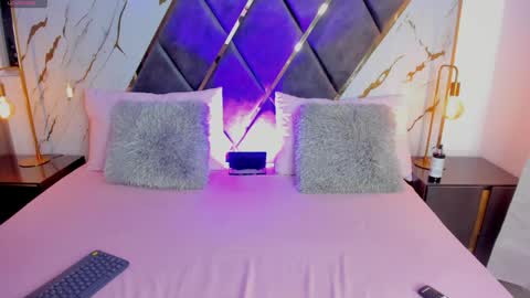 Saray Lopez online show from 05/15/26, 01:01