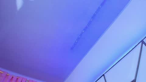 Snapshot of sarayroyse chatting on 02/04/25, 10:13 Saray online show from 02/04/25, 10:13