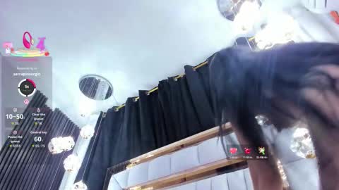 Snapshot of sarayroyse chatting on 09/13/25, 07:35 Saray online show from 09/13/25, 07:35