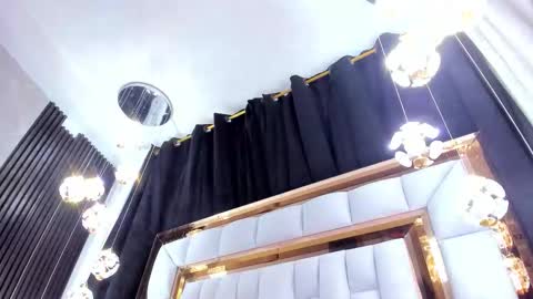 Snapshot of sarayroyse chatting on 09/26/25, 08:02 Saray online show from 09/26/25, 08:02