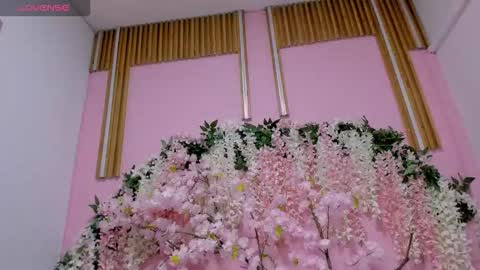 Baby Saren online show from 10/01/25, 11:49