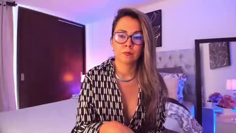 Snapshot of sarhamccormick chatting on 06/27/26, 02:55 sarha online show from 06/27/26, 02:55