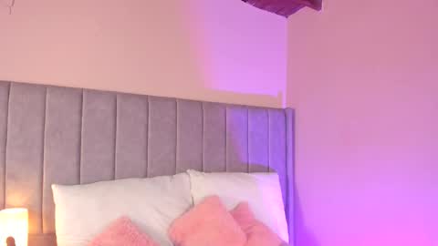 Snapshot of sarigarcia chatting on 11/09/25, 05:28 Sara Garcia online show from 11/09/25, 05:28