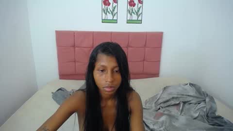 Snapshot of sarita_hot77 chatting on 12/11/24, 03:13 sarita_hot77 online show from 12/11/24, 03:13