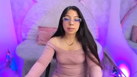 Sara online show from 04/09/26, 04:01