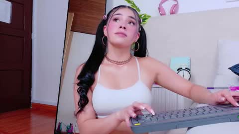 Sara online show from 10/07/25, 08:39