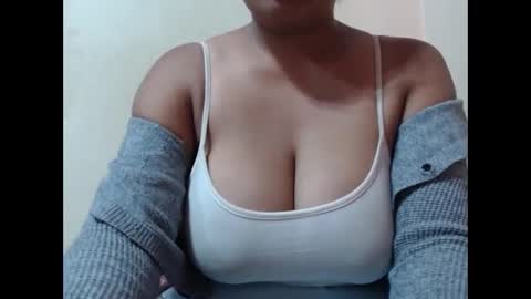 saronette online show from 11/03/25, 06:36