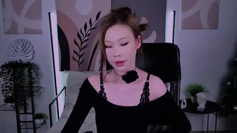 Snapshot of sarrahrice chatting on 02/20/26, 05:35 SarahRice online show from 02/20/26, 05:35