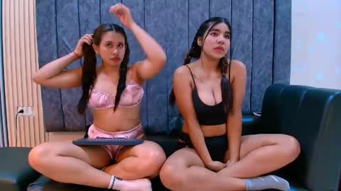 sasha_and_lia online show from 06/05/26, 01:06