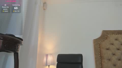 Snapshot of sasha_blake_ chatting on 06/25/26, 11:59 Sasha online show from 06/25/26, 11:59