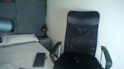 Snapshot of sasha_brattz chatting on 02/22/25, 05:44 Sasha Brattz online show from 02/22/25, 05:44
