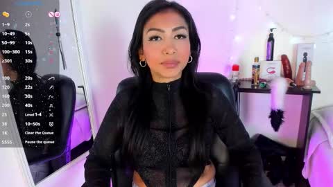 Snapshot of sasha_brattz chatting on 11/28/25, 10:23 Sasha Brattz online show from 11/28/25, 10:23