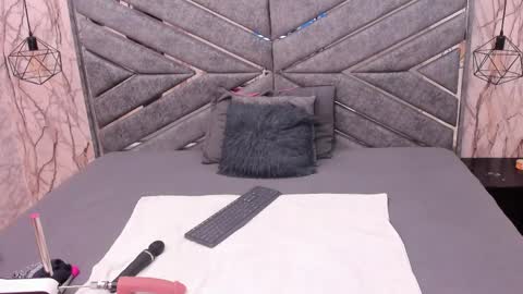 Sasha  online show from 03/27/26, 07:46