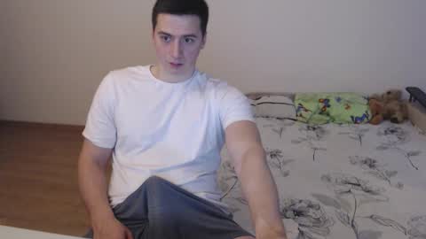 Snapshot of sasha_calvin chatting on 09/14/25, 05:17 sasha_calvin online show from 09/14/25, 05:17