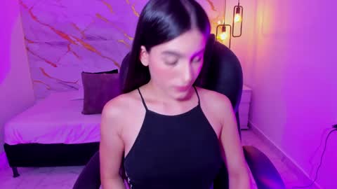 Snapshot of sasha_kendrick chatting on 02/05/25, 02:08 Sasha online show from 02/05/25, 02:08