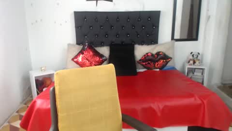 Snapshot of sasha_maturee chatting on 12/31/24, 02:58 sasha maturee online show from 12/31/24, 02:58