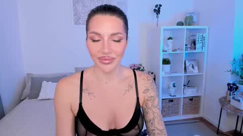 Snapshot of sasha_miro chatting on 11/06/25, 02:56 Sasha Miro online show from 11/06/25, 02:56