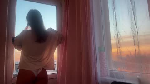 Alexandra Sasha in short online show from 02/05/25, 06:24