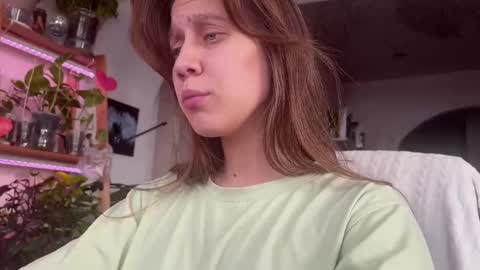 Alexandra Sasha in short online show from 02/16/25, 09:59