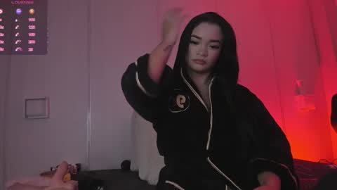 Sasha  online show from 12/19/25, 07:21