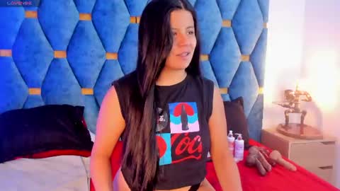 Snapshot of sasha_roldann chatting on 06/15/26, 11:12 Sasha online show from 06/15/26, 11:12