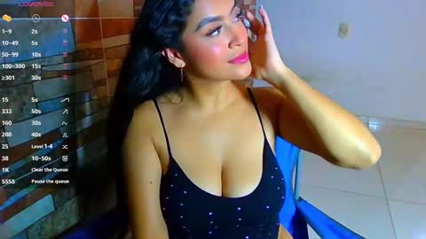 Snapshot of sasha_rose23 chatting on 03/10/25, 05:22 Camila online show from 03/10/25, 05:22