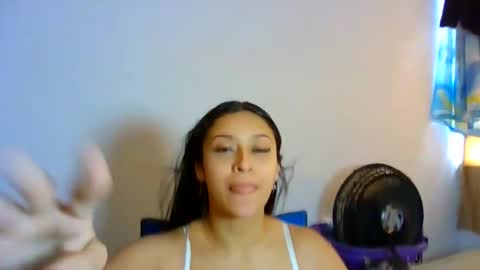 Snapshot of sasha_rose23 chatting on 01/16/26, 06:34 Camila online show from 01/16/26, 06:34