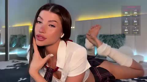 Hi everyone my name is Sasha   online show from 07/14/26, 08:25