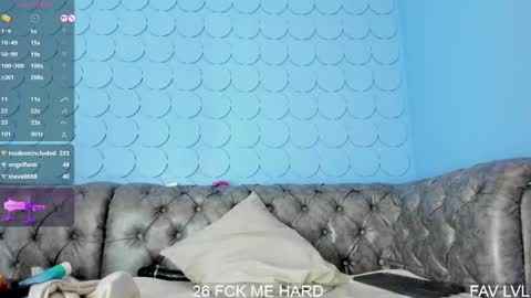 Sasha online show from 02/09/25, 02:40