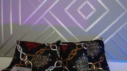 Snapshot of sashabluex chatting on 10/11/25, 03:39 sashabluex online show from 10/11/25, 03:39