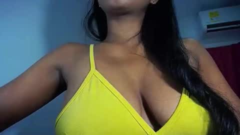 Snapshot of sashabreck1 chatting on 12/20/25, 03:13 sashabreck1 online show from 12/20/25, 03:13