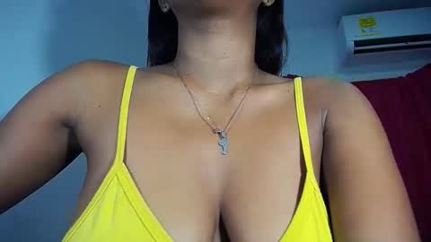 Snapshot of sashabreck1 chatting on 01/16/26, 03:32 sashabreck1 online show from 01/16/26, 03:32