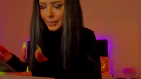 Snapshot of sashachase chatting on 01/16/25, 02:41   Sasha   online show from 01/16/25, 02:41