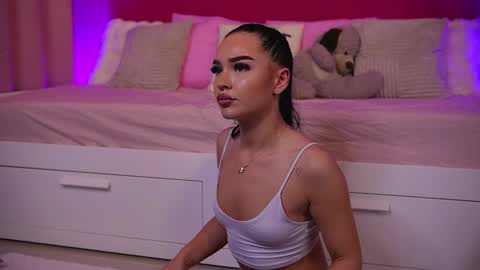 SashaLorenz online show from 12/21/25, 09:27