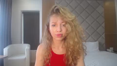 Sasha online show from 11/18/25, 08:19