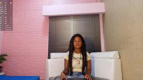 SashhaLux22 online show from 03/05/25, 05:40