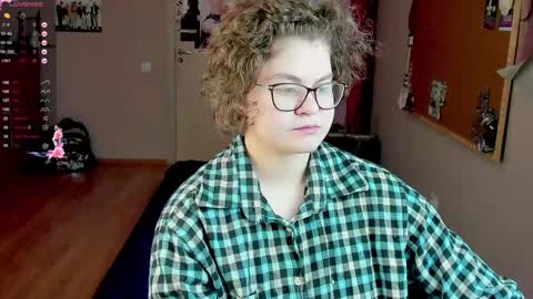 .Alexandra online show from 01/06/25, 07:31