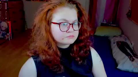 Snapshot of sashy_way chatting on 07/16/26, 10:27 .Alexandra online show from 07/16/26, 10:27