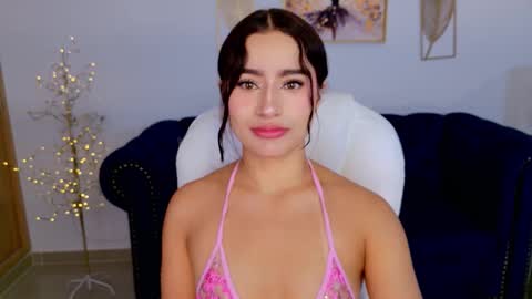 Snapshot of saskia_litt chatting on 02/02/26, 04:22 saskia litt online show from 02/02/26, 04:22