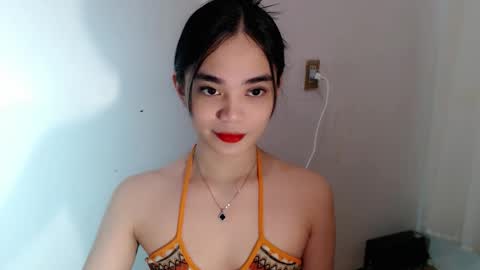 Snapshot of sassy_keath chatting on 05/23/26, 04:55 Keath online show from 05/23/26, 04:55