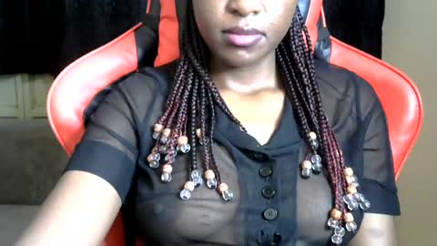 Snapshot of sassy_lyne chatting on 07/11/26, 06:38 sassy_lyne online show from 07/11/26, 06:38