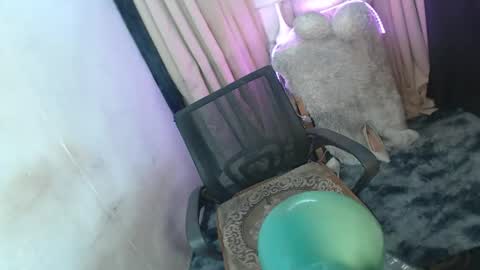  HERA  online show from 03/27/26, 09:47