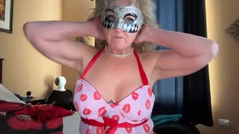 sassyhotwife00 online show from 03/24/26, 08:36