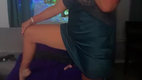 sassyhotwife00 online show from 07/10/26, 02:16