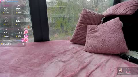 Snapshot of sassyt33n chatting on 12/10/24, 10:38 sassyt33n online show from 12/10/24, 10:38